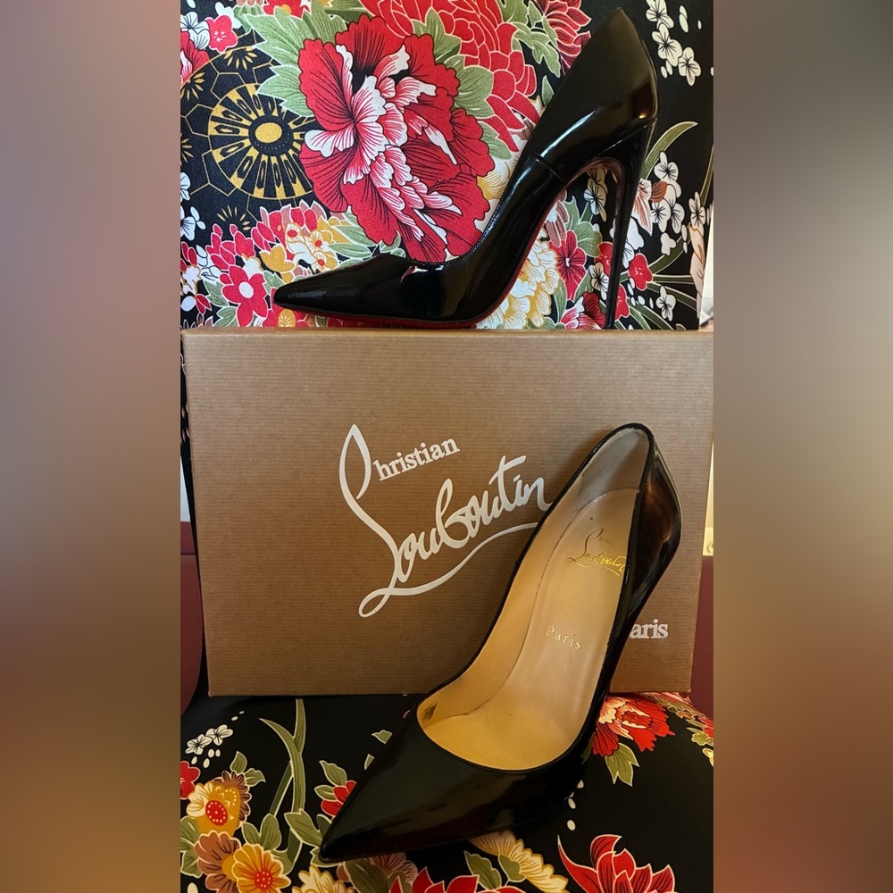 Christian Louboutin So Kate Black Patent Heels